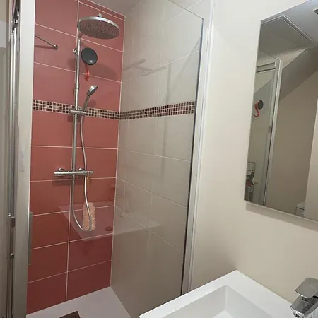 Les Paddocks Du Damier Manceau * Marigne-Laille